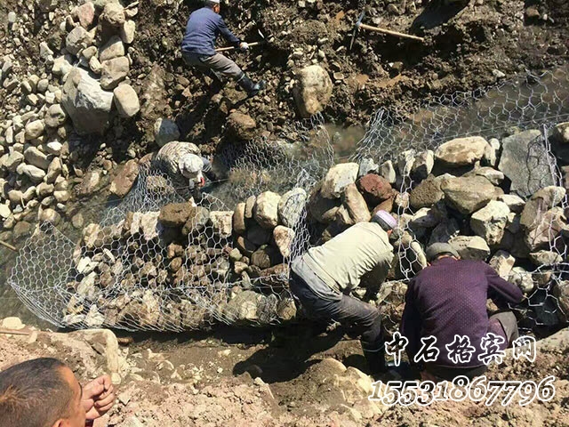 格賓石籠.jpg 格賓石籠.jpg