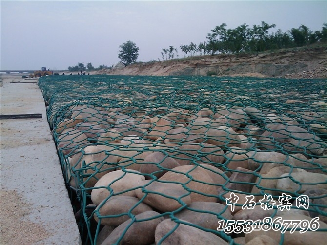 覆塑格賓網.jpg 覆塑格賓網.jpg