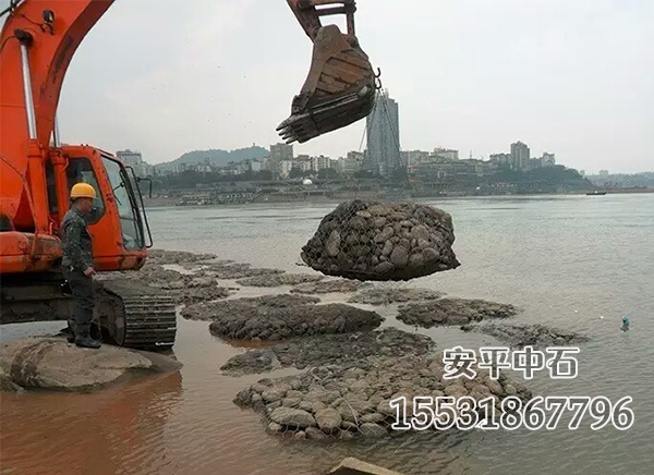 格賓網(wǎng)護(hù)岸.jpg 格賓網(wǎng)護(hù)岸.jpg